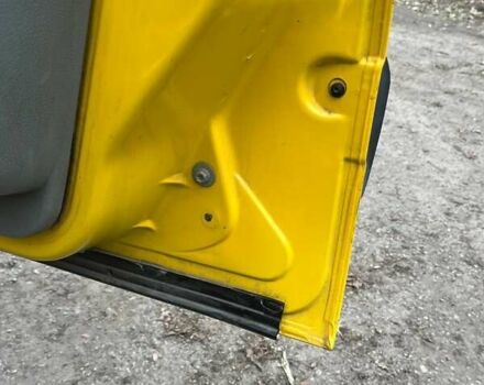 Желтый Рено Кенгу, объемом двигателя 1.46 л и пробегом 200 тыс. км за 3600 $, фото 24 на Automoto.ua