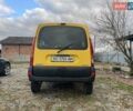 Желтый Рено Кенгу, объемом двигателя 1.46 л и пробегом 486 тыс. км за 2650 $, фото 5 на Automoto.ua
