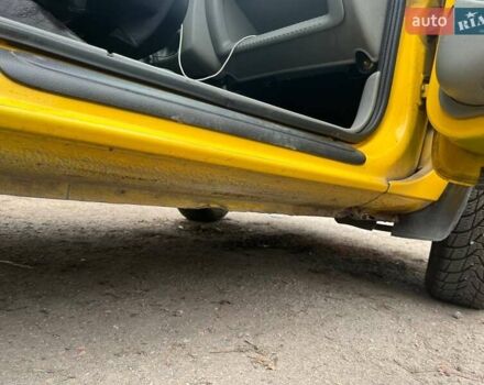 Желтый Рено Кенгу, объемом двигателя 1.46 л и пробегом 200 тыс. км за 3600 $, фото 12 на Automoto.ua