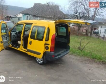 Желтый Рено Кенгу, объемом двигателя 1.5 л и пробегом 225 тыс. км за 3650 $, фото 7 на Automoto.ua