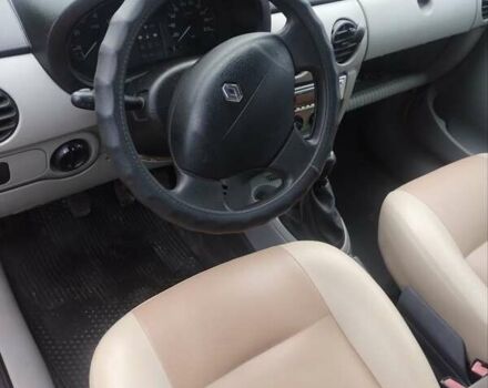 Желтый Рено Кенгу, объемом двигателя 1.5 л и пробегом 225 тыс. км за 3650 $, фото 9 на Automoto.ua