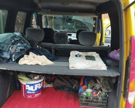 Жовтий Рено Кєнгу, об'ємом двигуна 1.5 л та пробігом 327 тис. км за 3900 $, фото 8 на Automoto.ua