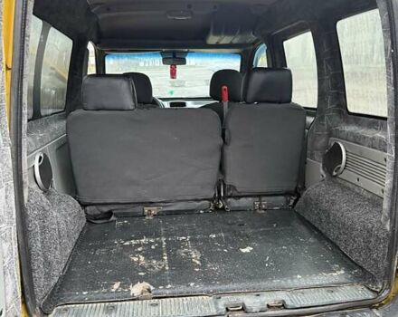 Желтый Рено Кенгу, объемом двигателя 1.5 л и пробегом 450 тыс. км за 3200 $, фото 17 на Automoto.ua