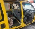 Желтый Рено Кенгу, объемом двигателя 1.5 л и пробегом 250 тыс. км за 2000 $, фото 6 на Automoto.ua