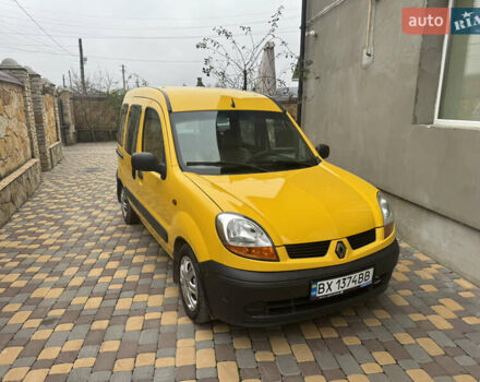 Желтый Рено Кенгу, объемом двигателя 1.5 л и пробегом 300 тыс. км за 3950 $, фото 4 на Automoto.ua