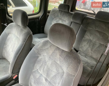 Жовтий Рено Кєнгу, об'ємом двигуна 1.46 л та пробігом 293 тис. км за 3500 $, фото 5 на Automoto.ua