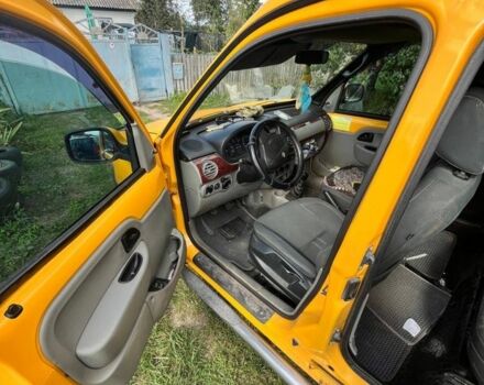 Жовтий Рено Кєнгу, об'ємом двигуна 1.6 л та пробігом 256 тис. км за 4650 $, фото 3 на Automoto.ua