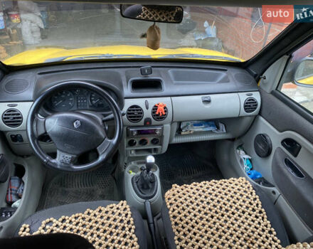 Рено Кенгу 2004 в Львове на Automoto.ua Желтый Рено Кенгу, объемом двигателя 1.5 л и пробегом 227 тыс. км за 4000 $, фото 6 на Automoto.ua