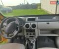 Желтый Рено Кенгу, объемом двигателя 1.46 л и пробегом 311 тыс. км за 2900 $, фото 13 на Automoto.ua