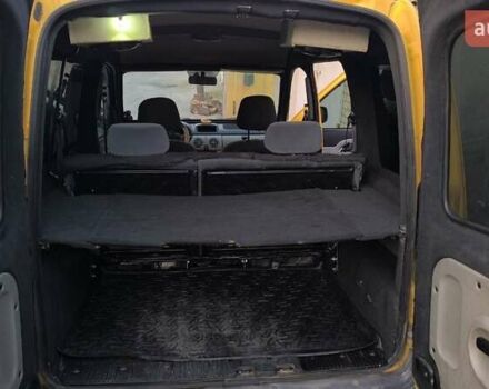 Желтый Рено Кенгу, объемом двигателя 1.5 л и пробегом 320 тыс. км за 4400 $, фото 17 на Automoto.ua