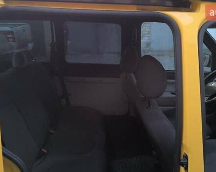 Желтый Рено Кенгу, объемом двигателя 1.5 л и пробегом 320 тыс. км за 4400 $, фото 15 на Automoto.ua