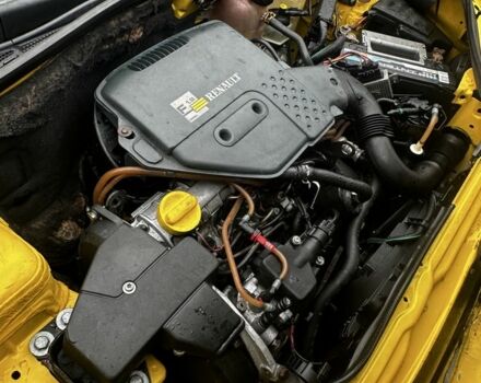 Желтый Рено Кенгу, объемом двигателя 1.9 л и пробегом 200 тыс. км за 2800 $, фото 5 на Automoto.ua