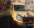 Желтый Рено Кенгу, объемом двигателя 1.5 л и пробегом 294 тыс. км за 3300 $, фото 1 на Automoto.ua