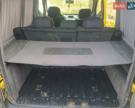 Желтый Рено Кенгу, объемом двигателя 1.46 л и пробегом 120 тыс. км за 4200 $, фото 12 на Automoto.ua