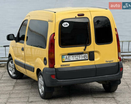 Желтый Рено Кенгу, объемом двигателя 1.46 л и пробегом 230 тыс. км за 3999 $, фото 6 на Automoto.ua