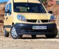 Желтый Рено Кенгу, объемом двигателя 1.5 л и пробегом 270 тыс. км за 3500 $, фото 1 на Automoto.ua