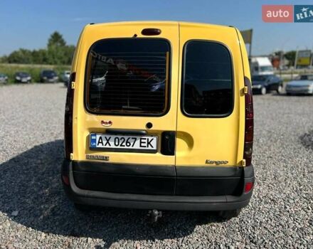 Желтый Рено Кенгу, объемом двигателя 1.5 л и пробегом 180 тыс. км за 3800 $, фото 3 на Automoto.ua