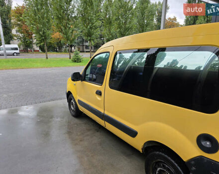 Желтый Рено Кенгу, объемом двигателя 1.46 л и пробегом 250 тыс. км за 3500 $, фото 3 на Automoto.ua