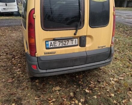 Желтый Рено Кенгу, объемом двигателя 1.5 л и пробегом 207 тыс. км за 3600 $, фото 4 на Automoto.ua
