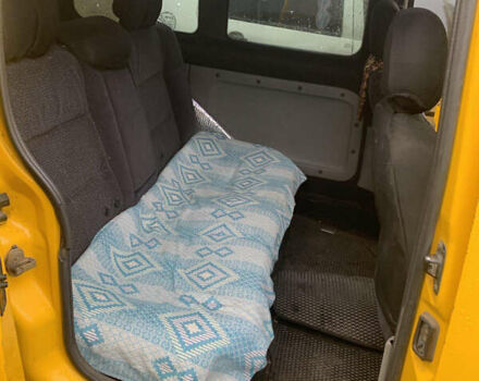 Жовтий Рено Кєнгу, об'ємом двигуна 1.5 л та пробігом 350 тис. км за 3300 $, фото 6 на Automoto.ua