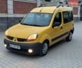 Желтый Рено Кенгу, объемом двигателя 1.5 л и пробегом 210 тыс. км за 2500 $, фото 1 на Automoto.ua