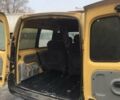 Желтый Рено Кенгу, объемом двигателя 1.5 л и пробегом 350 тыс. км за 3500 $, фото 5 на Automoto.ua