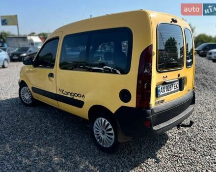 Желтый Рено Кенгу, объемом двигателя 1.5 л и пробегом 180 тыс. км за 3800 $, фото 5 на Automoto.ua