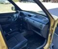 Желтый Рено Кенгу, объемом двигателя 1.46 л и пробегом 217 тыс. км за 2700 $, фото 9 на Automoto.ua