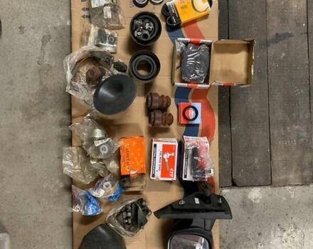 Желтый Рено Кенгу, объемом двигателя 1.5 л и пробегом 263 тыс. км за 5000 $, фото 17 на Automoto.ua