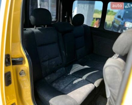 Желтый Рено Кенгу, объемом двигателя 1.5 л и пробегом 180 тыс. км за 3800 $, фото 6 на Automoto.ua