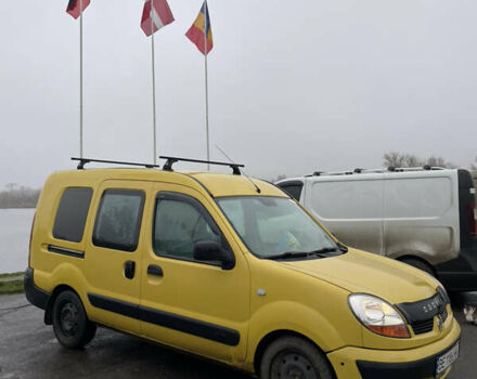 Желтый Рено Кенгу, объемом двигателя 1.5 л и пробегом 220 тыс. км за 4300 $, фото 1 на Automoto.ua