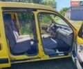 Желтый Рено Кенгу, объемом двигателя 1.39 л и пробегом 201 тыс. км за 3700 $, фото 1 на Automoto.ua