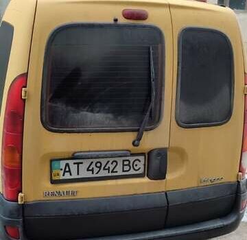 Желтый Рено Кенгу, объемом двигателя 1.5 л и пробегом 204 тыс. км за 4500 $, фото 6 на Automoto.ua