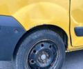 Желтый Рено Кенгу, объемом двигателя 1.46 л и пробегом 387 тыс. км за 3200 $, фото 16 на Automoto.ua