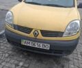 Желтый Рено Кенгу, объемом двигателя 1.46 л и пробегом 288 тыс. км за 2450 $, фото 1 на Automoto.ua
