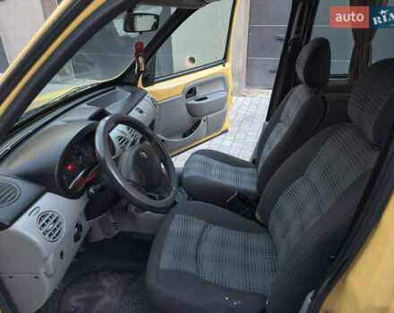 Рено Кєнгу 2007 у Каменце-Подольском на Automoto.ua Жовтий Рено Кєнгу, об'ємом двигуна 1.46 л та пробігом 325 тис. км за 3850 $, фото 10 на Automoto.ua