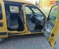 Желтый Рено Кенгу, объемом двигателя 1.5 л и пробегом 290 тыс. км за 2950 $, фото 3 на Automoto.ua