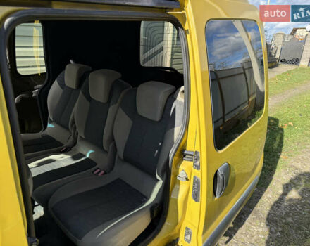 Жовтий Рено Кєнгу, об'ємом двигуна 1.46 л та пробігом 320 тис. км за 3200 $, фото 4 на Automoto.ua