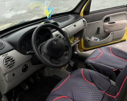 Желтый Рено Кенгу, объемом двигателя 1.5 л и пробегом 220 тыс. км за 4300 $, фото 11 на Automoto.ua