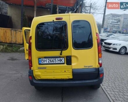 Желтый Рено Кенгу, объемом двигателя 1.5 л и пробегом 303 тыс. км за 3500 $, фото 6 на Automoto.ua
