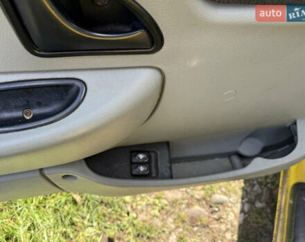 Жовтий Рено Кєнгу, об'ємом двигуна 1.46 л та пробігом 320 тис. км за 3200 $, фото 5 на Automoto.ua