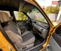 Желтый Рено Кенгу, объемом двигателя 1.46 л и пробегом 290 тыс. км за 3500 $, фото 8 на Automoto.ua