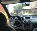 Желтый Рено Кенгу, объемом двигателя 1.46 л и пробегом 165 тыс. км за 3800 $, фото 5 на Automoto.ua