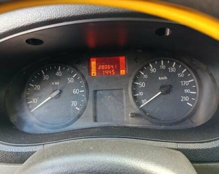Желтый Рено Кенгу, объемом двигателя 1.46 л и пробегом 281 тыс. км за 3300 $, фото 5 на Automoto.ua