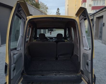 Рено Кєнгу 2007 у Каменце-Подольском на Automoto.ua Жовтий Рено Кєнгу, об'ємом двигуна 1.5 л та пробігом 320 тис. км за 3850 $, фото 12 на Automoto.ua