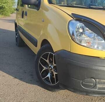 Желтый Рено Кенгу, объемом двигателя 1.5 л и пробегом 163 тыс. км за 4300 $, фото 9 на Automoto.ua