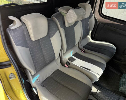 Жовтий Рено Кєнгу, об'ємом двигуна 1.46 л та пробігом 320 тис. км за 3200 $, фото 15 на Automoto.ua