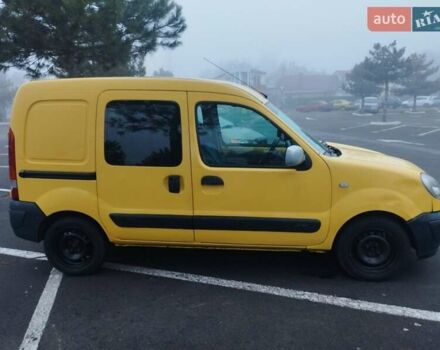 Желтый Рено Кенгу, объемом двигателя 1.5 л и пробегом 303 тыс. км за 3500 $, фото 18 на Automoto.ua