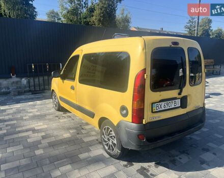 Желтый Рено Кенгу, объемом двигателя 1.46 л и пробегом 270 тыс. км за 3300 $, фото 3 на Automoto.ua