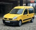 Желтый Рено Кенгу, объемом двигателя 1.46 л и пробегом 200 тыс. км за 3300 $, фото 1 на Automoto.ua